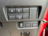 両側が電動スライドドアで、左右どちらからでも乗り降りOK。更に運転席のスイッチ、インテリキーのボタンでも開閉自在。挟み込み防止機能も安心です!