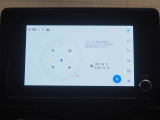 ディスプレイオーディオ(コネクティッドナビ対応)搭載。T-Connectご契約で2030年1月までナビ機能が無償で利用できます。期限到来後は有償でご継続可能です。(車載ナビは非搭載)