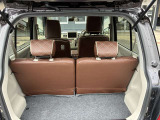 電動パーキングブレーキ付き。ブレーキホールドも付いていますのでブレーキから足を離しても車は動きません。渋滞の時にブレーキを踏み続けなくてもいいので楽々ですよ。