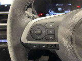 【ステアリングスイッチ】運転中に視線を前に向けたまま操作できます。
