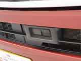 スマアシ レーザーレーダーユニットが約20m以内の車両を確認します。