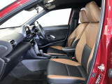 シートはツートンカラーでとてもお洒落です!ぜひ実車をお確かめください!事前のお問合せをお待ちしております。
