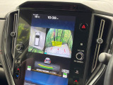 【マルチテレインモニター】車のフロントやサイドのカメラ画像を同時にモニター表示することで、悪路や狭い道を走行時でも周囲の状況確認ができ安心!本格SUVにうれしい装備です♪