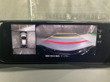 狭い場所での駐車やすれ違いなどでより的確な運転操作に役立つ360&deg;ビューモニターが装備されています。