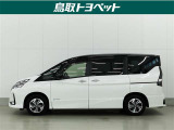 中古車は全く同じというものがなく、1台1台全てコンディションが異なります。同じようなお車でも、整備状況、外内装の状態など様々です。当店では入庫した車輌をコンディションに合わせて徹底的に仕上げています。