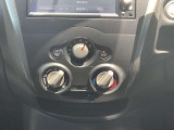 運転席回りのスイッチ類です。