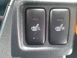 運転席・助手席にシートヒーターが付いています!