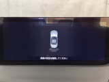 リアバンパーには障害物への接近をアラーム音で知らせてくれるパーキングセンサーが装着されています。