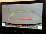 バックモニター付なので後退時に後方が見えるので安心。 車は構造上、死角がたくさんなので万が一を考えると必須ですね。 あくまで補助の為の装備、バックは目視で確認する事が重要ですよ。