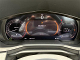 【スピードメーター】メーターがシンプルで見やすく運転しやすいですね。