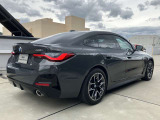 BMWのお車は、&ldquo;駆け抜ける歓び&rdquo;を体現しております。走行の安定性とコーナリングの良さを追求し、思い通りにハンドルの操作可能です。