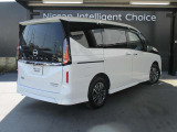 セレナ 1.4 e-4ORCE ハイウェイスターV 4WD 