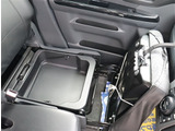 入庫時・販売時・納車前に、弊社基準の68項目に及ぶ点検整備を実施しております。
