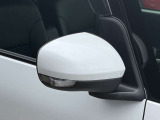 ウィンカードアミラー☆ライトの点滅で対向車、歩行者などに曲がることを知らせることができるので安心・安全につながりますね♪
