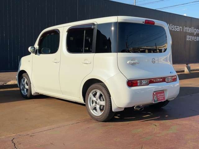 日産 キューブ 本体 ホワイト 日産 キューブ 1.5 15X FOUR インディゴプラスプラズマ 4WD の中古車