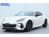 STI製のフルエアロが付いております。車高の低い車が、更に低く見えます!