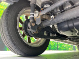 お車を安心してお乗りいただく為には、足回りの定期点検が欠かせません。サービスサポート(有償保証)では無料点検もご提供しており、安心のカーライフをお過ごしいただけるサポート体制が整っています。