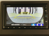 バックカメラ付きで後方の確認も安心です!スムーズな駐車・車庫入れをサポートいたします!
