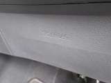 ニーエアバック(ひざ下)は運転席正面下からの衝撃を軽減します♪♪