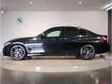 【ホイール】純正19インチアルミホイール装着しております。