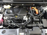 排気量は2500cc!エンジンとモーターが協調して走る先進のハイブリッドシステム。地球環境に優しいパワーユニットです!