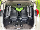 普段のお買い物や通勤、送迎等に十分な荷室スペースを確保しております。セカンドシートを倒すと、大きな荷物の積載も可能です♪