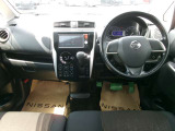 操作しやすい運転席廻り!操作パネルも使いやすい!!ドライブが楽しくなります!