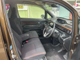 運転席!乗り降りもしやすいです!