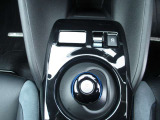 最先端の設備で茨城日産自慢のテクニカルスタッフが責任を持って点検整備します。