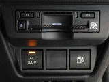 非常時やキャンプなどに役立つAC100Vコンセント付きです。ETCも装備してます。