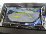リアカメラで車庫入れ等をアシスト。
