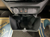 運転席・助手席シートヒーター付き♪お尻や腰回りを温めてくれますよ(^^♪