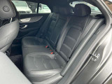 メルセデス・ベンツの定める厳しい基準をクリアしたお車のみをご案内させて頂きます。納車前整備はメーカー規定に基づき当店3Fの指定工場で入念に行なわれます。熟練のメカニックがお客様のお車を整備致します。