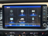 嬉しい装備です♪フルセグTV・DVD再生・Bluetoothオーディオに対応しています!!