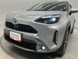 LEDヘッドライトです。デザイン性がよくとても明るいので、夜間の走行や悪天候でも安心です。しかも長寿命!