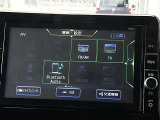ナビゲーション機能の他に音楽録音、DVDビデオ再生にも対応しています。