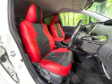 運転席シート廻りは使用感も少なく、良好な状態となっています。丁寧に使われていたことがよくわかりますね。