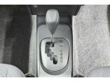 『トヨタ認定中古車』3つの安心を1台にセット!1.徹底した洗浄 2.車両検査証明書つき 3.ロングラン保証つき 全てをクリアした【安心】の証!詳しくスタッフまでお気軽にお問い合わせ下さい。