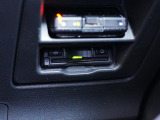 ETC車載器搭載です。スマートICも増えてきており、必須装備といって良い便利装備です。