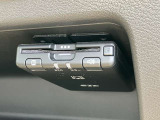 ETC車載器(高速道路の利用時に 料金所の通過をスムーズに行うために自動で料金を精算するシステム)
