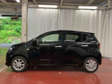 【スマートアシストIII搭載車】 衝突回避支援ブレーキ機能(対車両・歩行者)、衝突警報機能(対車両・対歩行者)、誤発信抑制制御機能などの機能で安全な運転をサポートします。