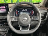 【純正革巻きステアリング】上質な革を使用することで、手にしっかり馴染みとても運転しやすいハンドルです♪