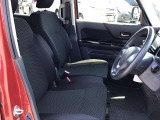 それぞれの分野のプロがお車の悩みや疑問に親身になって対応させていただきます。