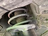 お車を安心してお乗りいただく為には、足回りの定期点検が欠かせません。サービスサポート(有償保証)では無料点検もご提供しており、安心のカーライフをお過ごしいただけるサポート体制が整っています。