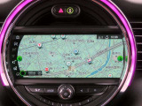 ◆iDriveを装備。操作系統をディスプレイから独立させることで、人間工学に基づいた最適な運転環境を実現しております。◆
