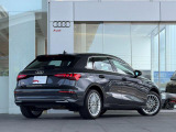 Audi独自のquattroシステムを搭載しており、優れた走行安定性と安心感を実現します!