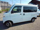 登録から15年以内又は走行15万km内のお車には1年間、距離無制限のACE保証を(無料)お付けします。保障内容を充実したい方、長期保証をお考えの方には購入車両に最適な保障(有償)をご提案させていただきます。