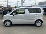車両左側面です!