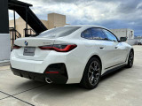 BMWのお車は、&ldquo;駆け抜ける歓び&rdquo;を体現しております。走行の安定性とコーナリングの良さを追求し、思い通りにハンドルの操作可能です。