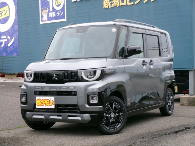 デリカミニ G プレミアム 4WD